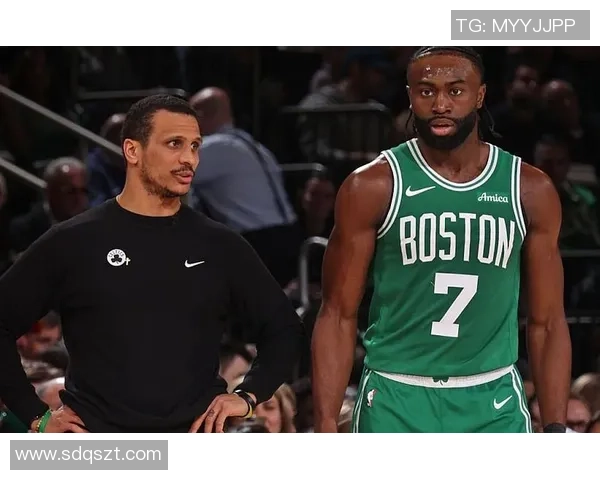 开拓者与凯尔特人激战正酣谁能在这场对决中笑到最后