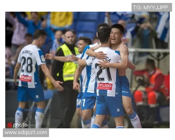 西甲第38轮精彩对决西班牙人主场迎战皇家社会争夺最后荣耀